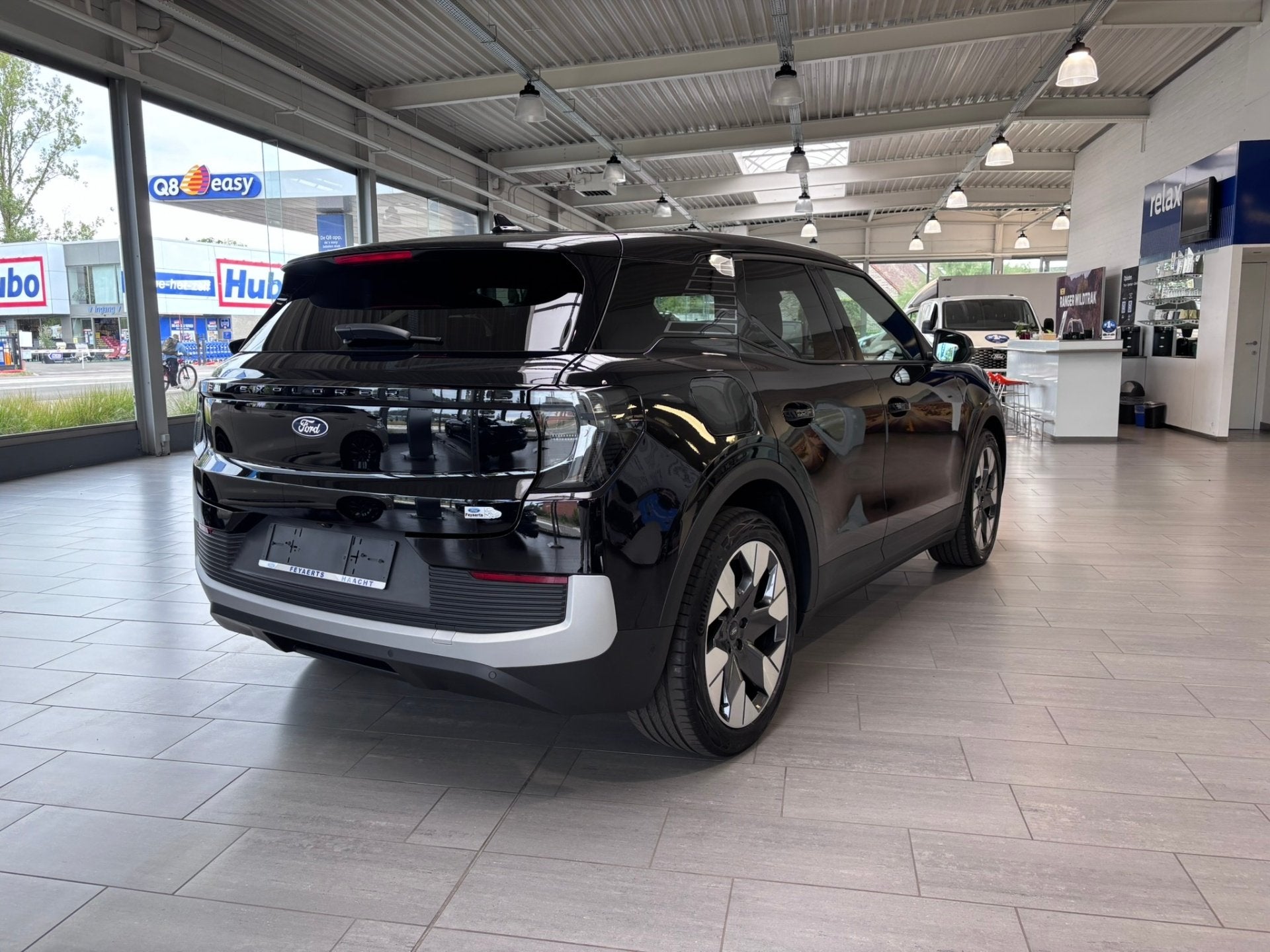 Ford Explorer 77 kWh RWD Premium (automatique), Autos, Achat, Noir, 2143 kg, Cuir et Tissu