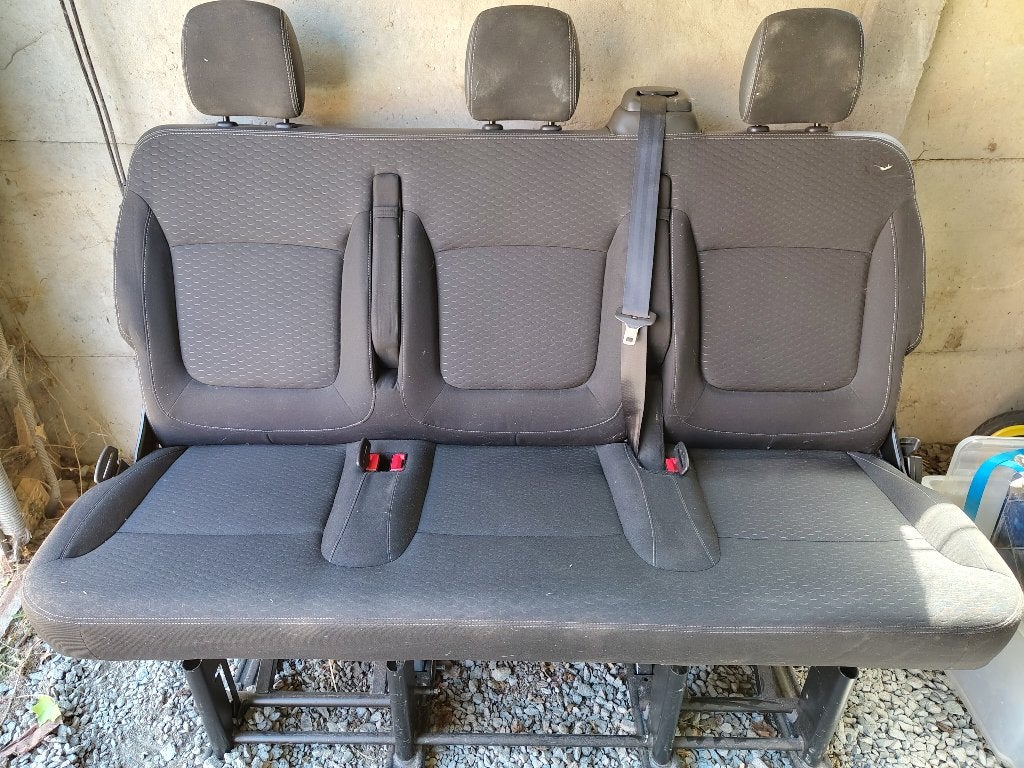 Opel Vivaro achterbank 3e rij, Enlèvement, Utilisé, Opel