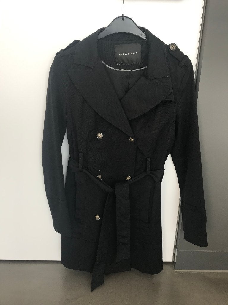 Zwarte regenjas van ZARA maat S, Kleding | Dames, Ophalen of Verzenden, Zo goed als nieuw, Maat 36 (S), Zara