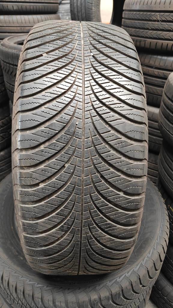 255/55r19 Goodyear 4season 60€ per stuk met montage, Ophalen of Verzenden