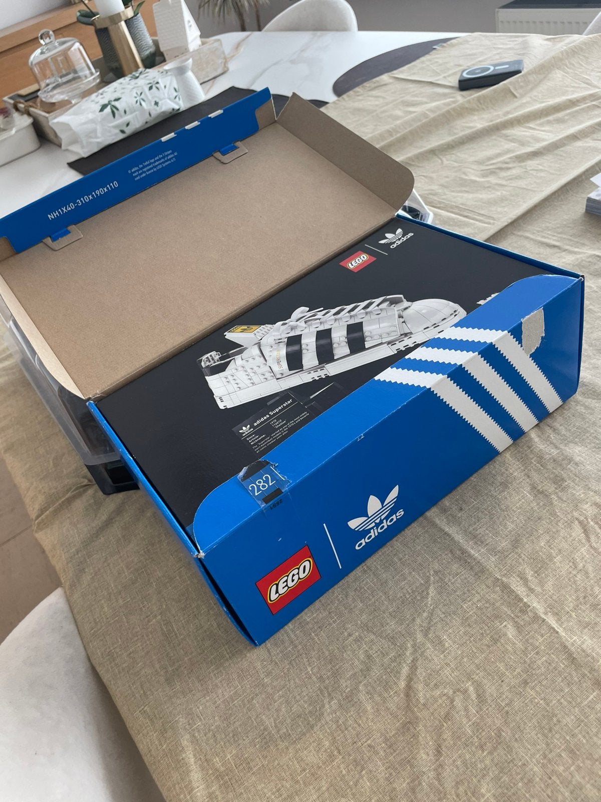 Lego adidas originals superstar, Ophalen of Verzenden, Gebruikt