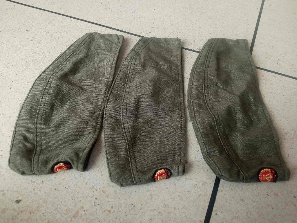 Militaria DDR 3x zomerpet, Verzamelen, Militaria | Algemeen, Verzenden, Landmacht, Kleding of Schoenen