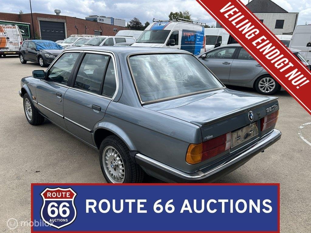 BMW 318i | 1988 | Route 66 Auctions, Autos, Achat, Entreprise, Boîte manuelle, Autre carrosserie