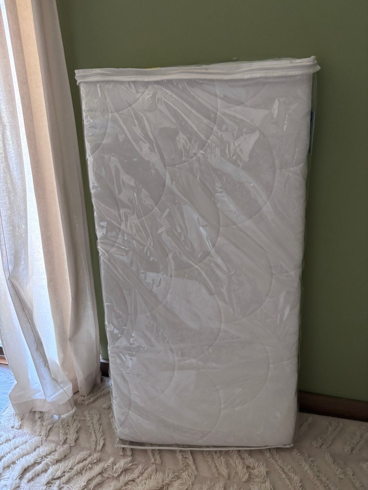 Zzzoo Kwalitatief Babymatras + Bewaartas, Ophalen, Zo goed als nieuw, Matras