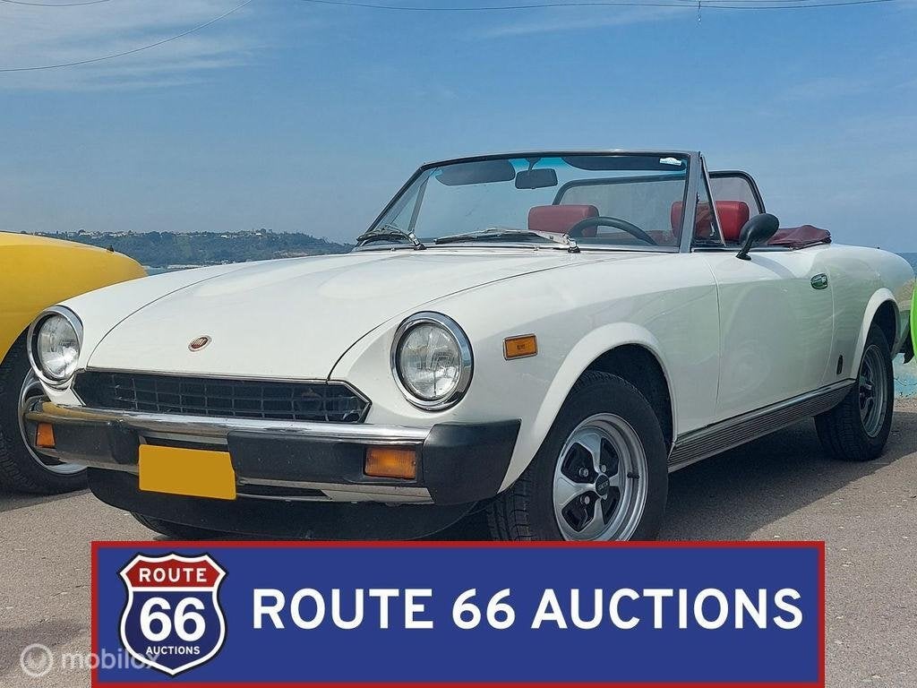 Fiat 124 Spider 2000 | 1980 | Route 66 Auctions, Zwart, Bedrijf, Handgeschakeld, Overige carrosserie