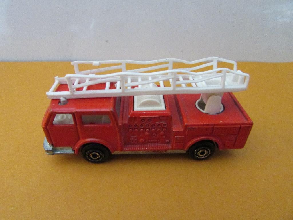 CAMION DE POMPIERS : MAJORETTE, Enlèvement ou Envoi, Utilisé, Autres types, Majorette