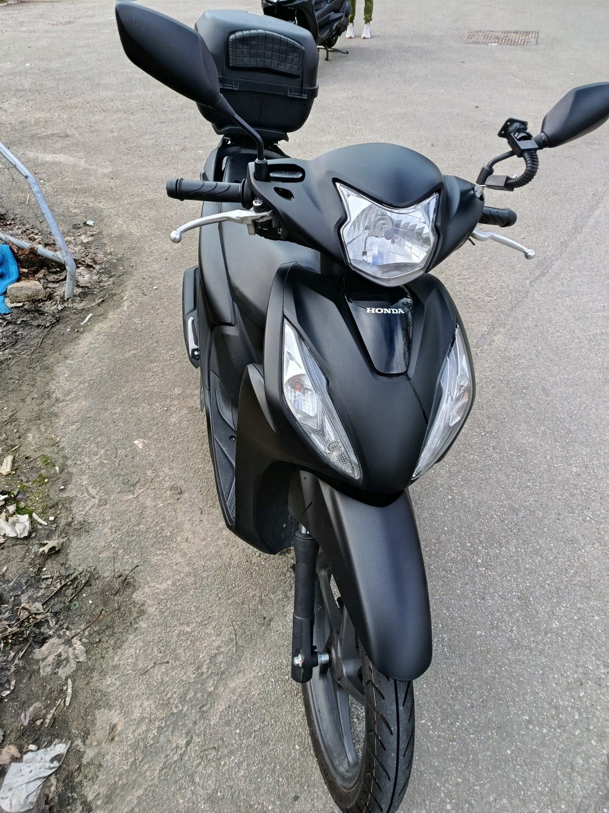 Honda vision 110cc, Motos, Particulier
