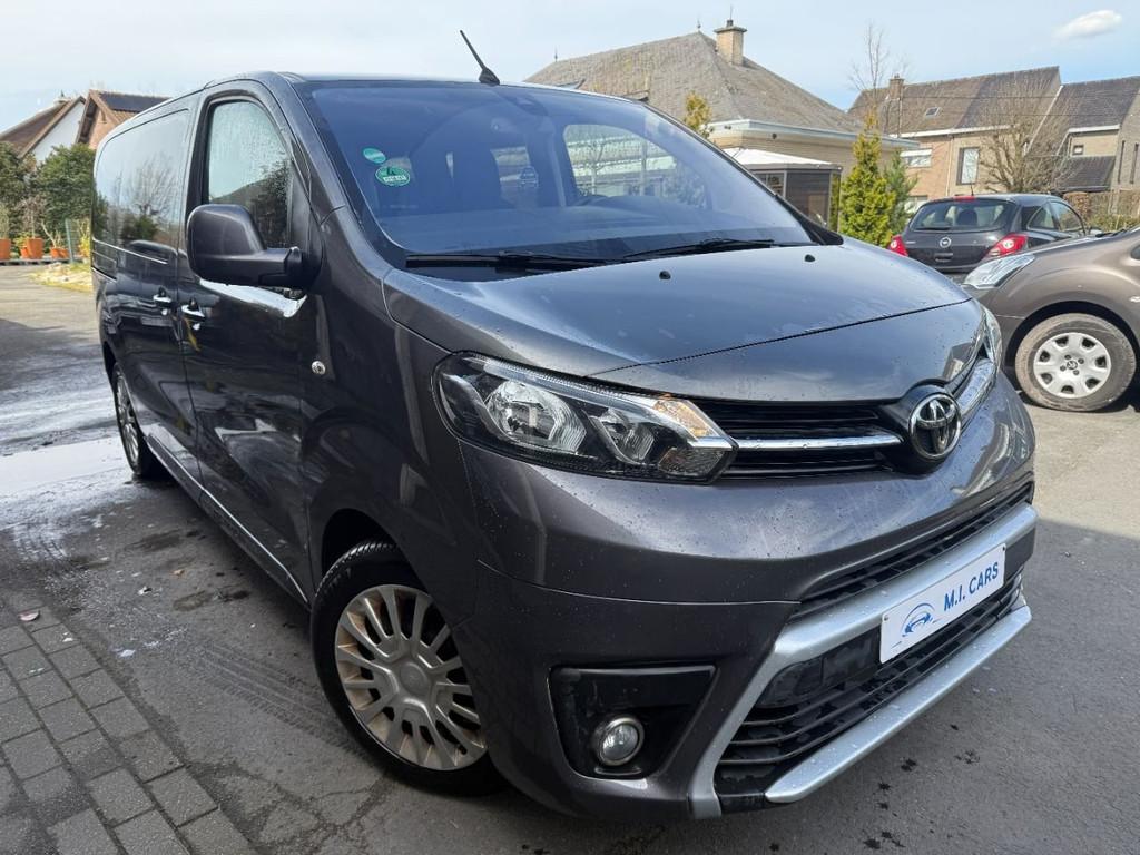 Toyota ProAce Compact 8PL 61000KM (bj 2017), Auto's, Voorwielaandrijving, Gebruikt, Euro 6, 4 cilinders