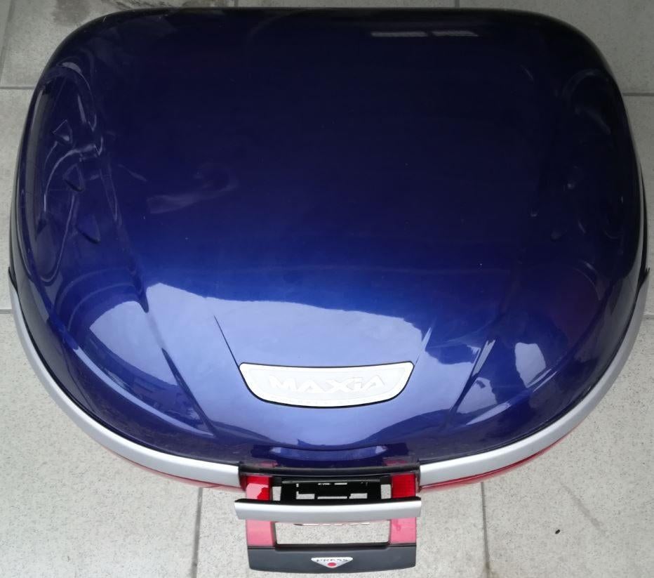 Moto Top Case Givi Maxia 52 liter & brake lights, Ophalen, Zo goed als nieuw
