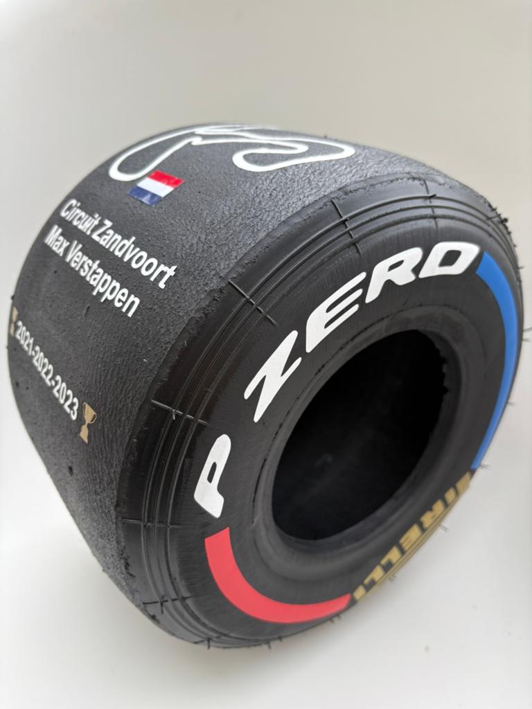 Pneu Senna et Max F1 diamètre 26 cm, Enlèvement ou Envoi, Comme neuf, ForTwo