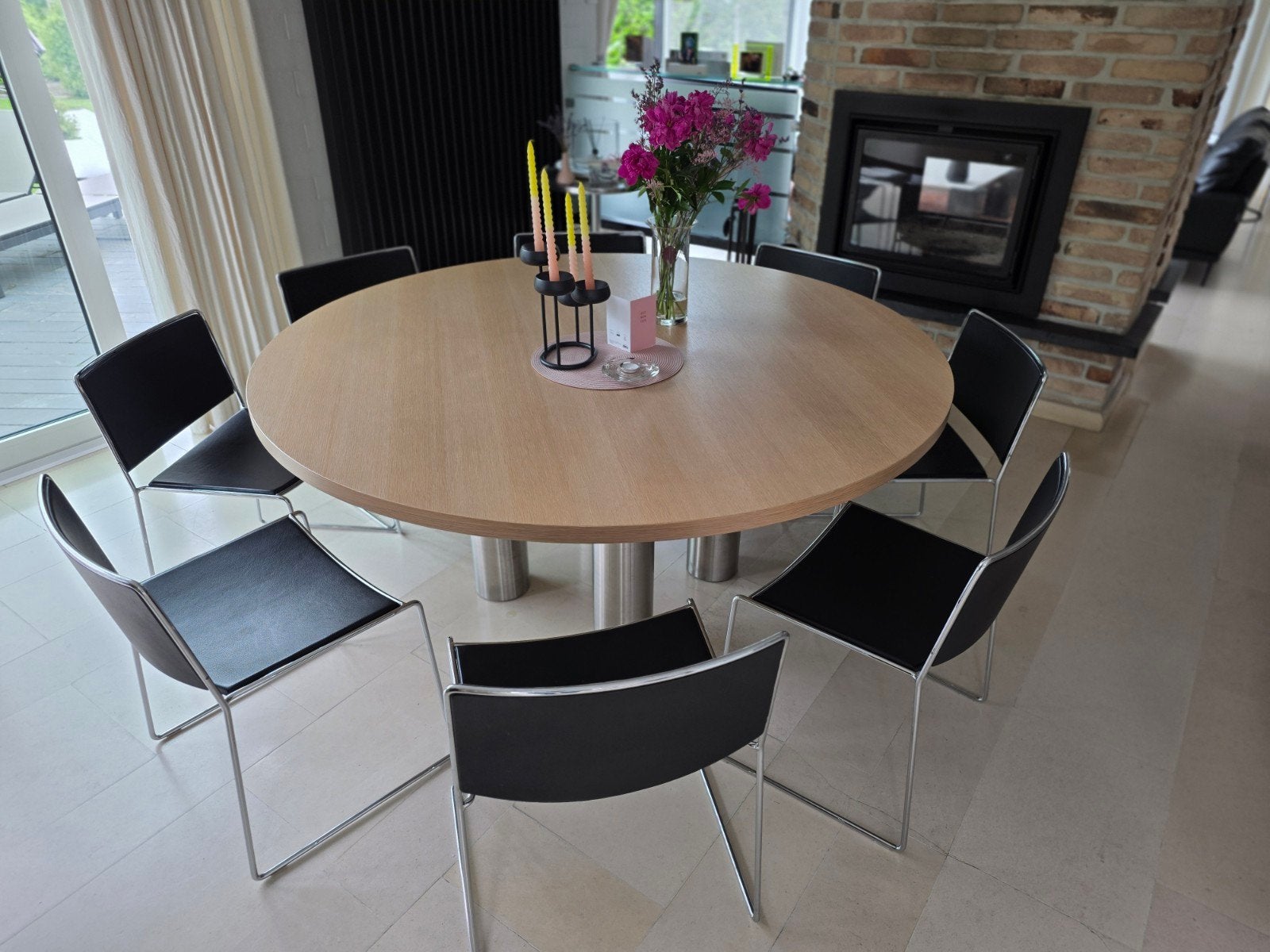 Hangemaakte houten tafel 8-10pers, Ophalen