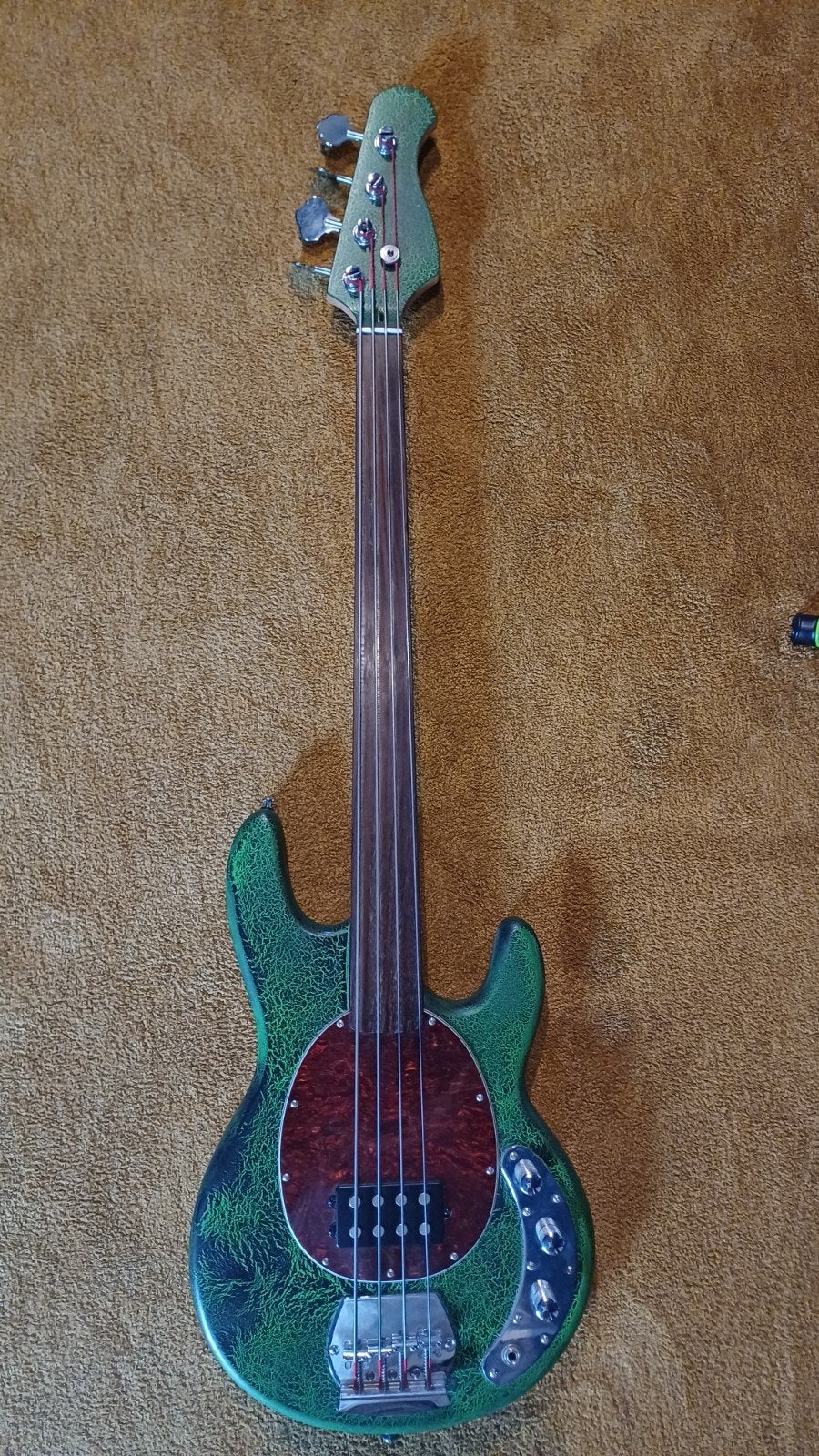 Fretless bas (merkloos), Musique & Instruments, Instruments à corde | Guitares | Basses, Enlèvement ou Envoi, Comme neuf, Électrique