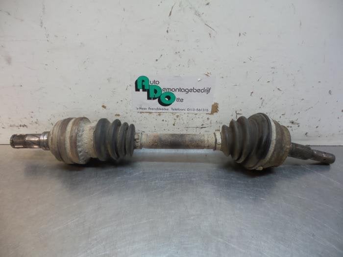 Arbre de transmission avant gauche d'un Opel Kadett (Kadett, -, Utilisé, -, -