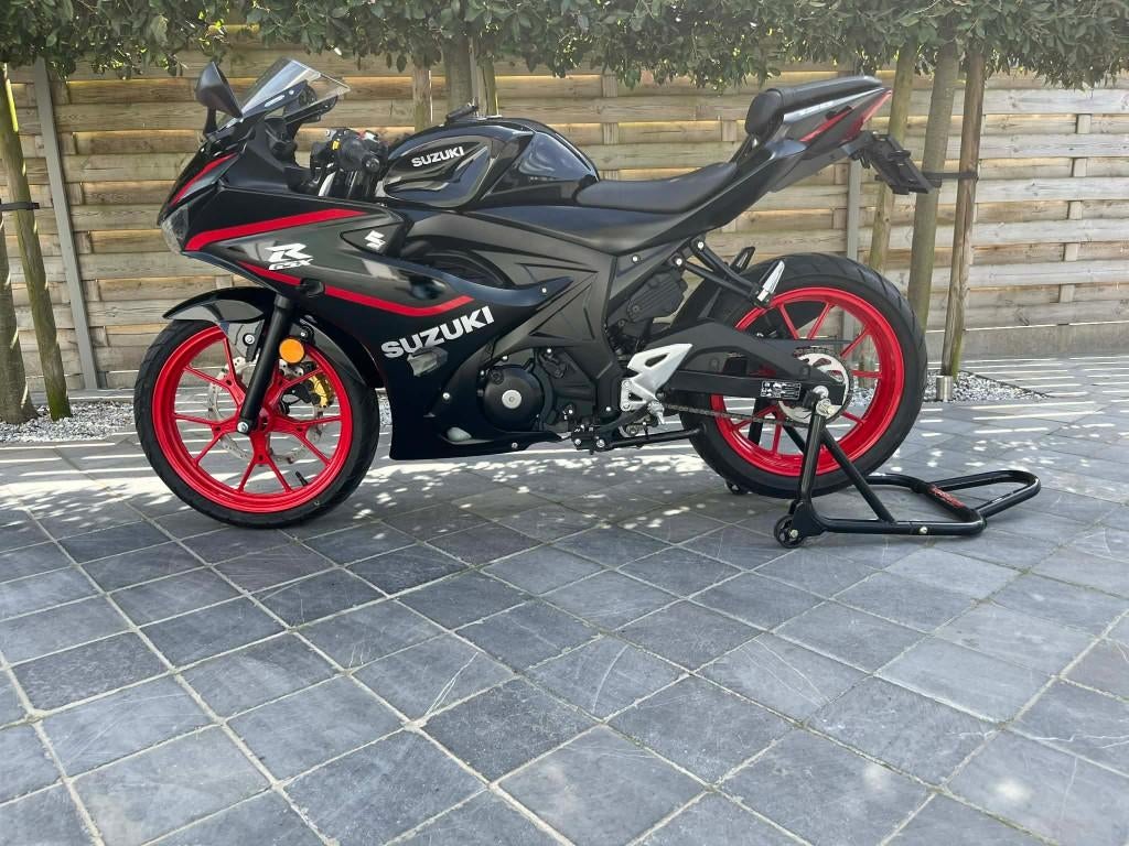 Suzuki GSX-R125 **1035KM** 4/2024 **nieuwe staat !!**, Motos, Motos | Suzuki, Entreprise, Jusqu'à 11 kW, Permis Moto A1 minimum