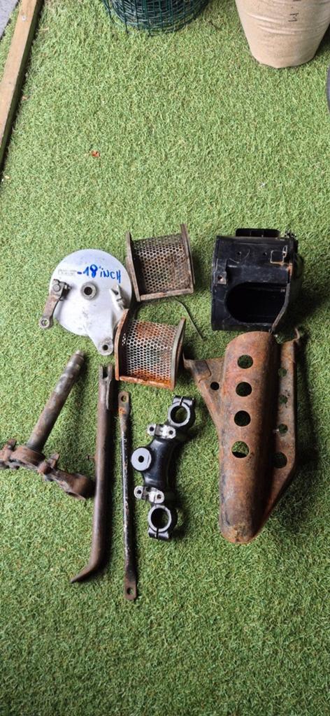 SUZUKI ts du 125cc. Pièces des années 1970, Motos, Enlèvement ou Envoi