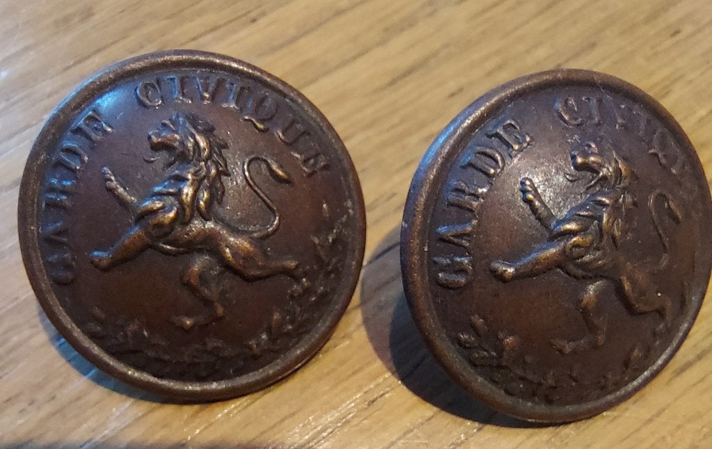 Belgisch leger. Civic guard. 2 bronzen knopen van 21 mm., Verzenden, Landmacht