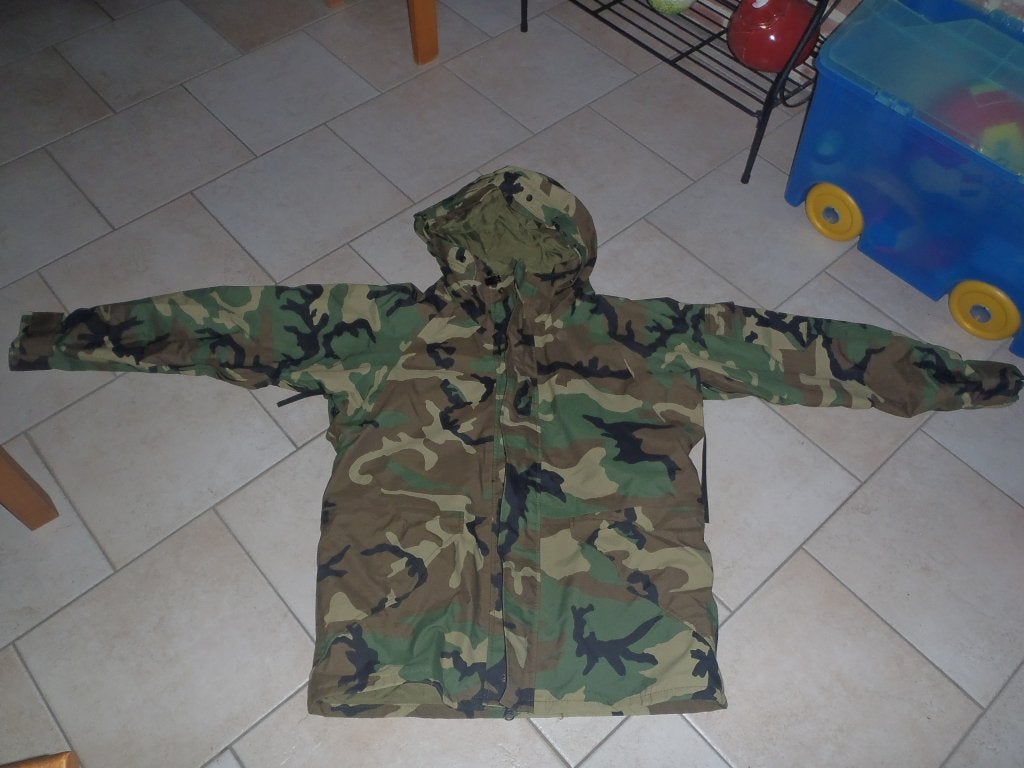 Parka de camouflage taille M - regular, Enlèvement ou Envoi, Comme neuf, Autres types