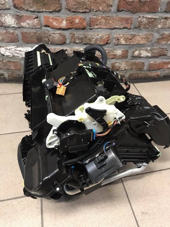 RADIATEUR DE CHAUFFAGE Golf VII (AUA) (5Q1820005AL), Utilisé, Volkswagen