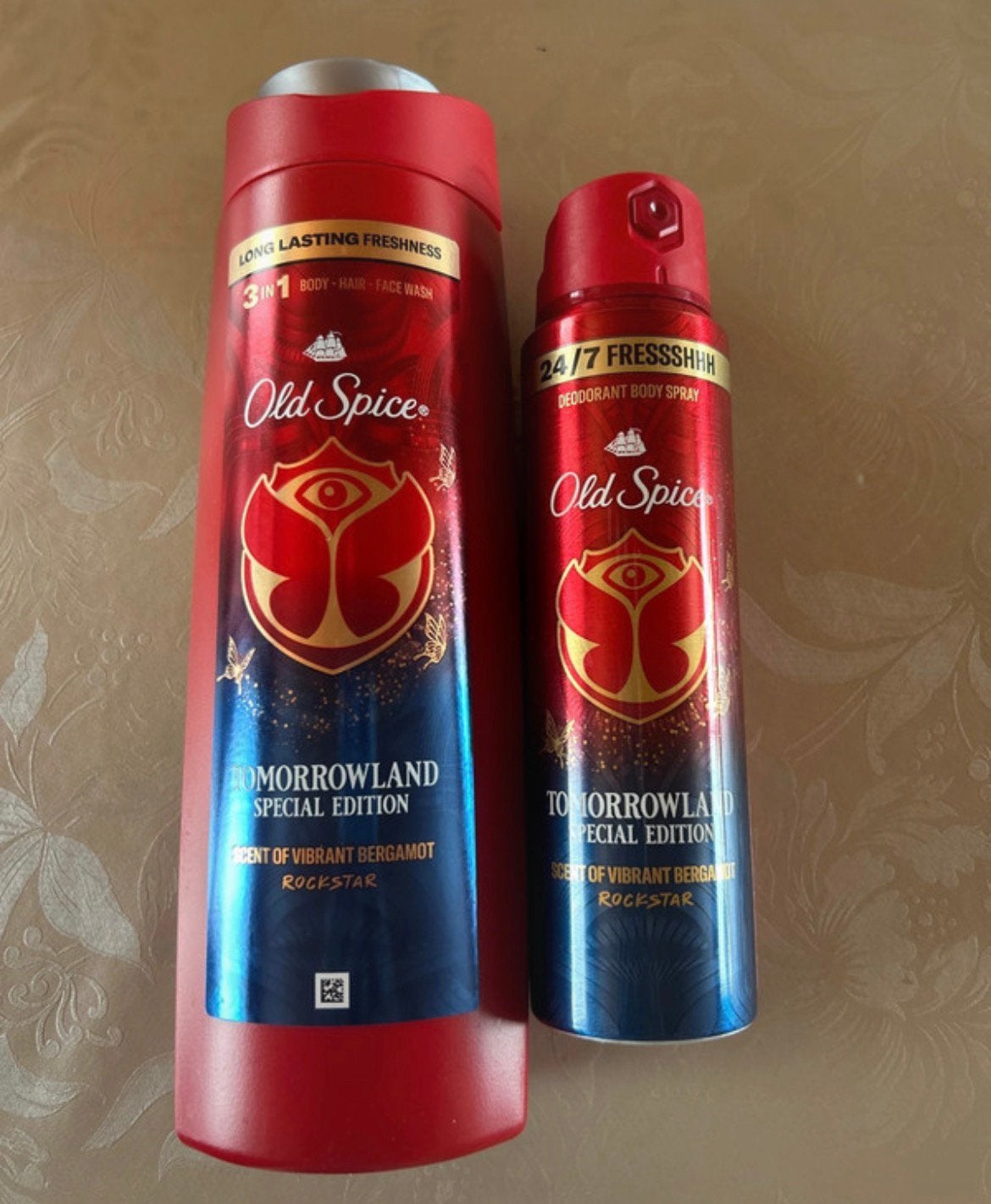 Tomorrowland - 3 in 1 wash en deo, Bijoux, Sacs & Beauté, Enlèvement ou Envoi, Neuf