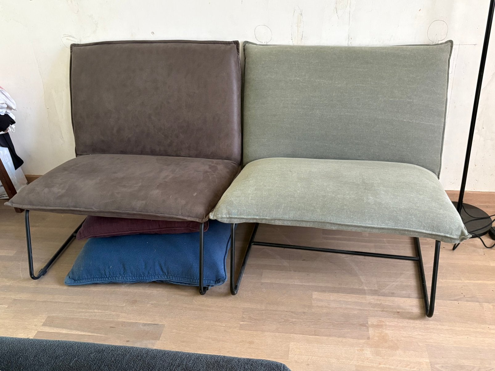 fauteuils - lounge stoelen- 2 stuks of apart- goede prijs, Ophalen, Zo goed als nieuw, Stof