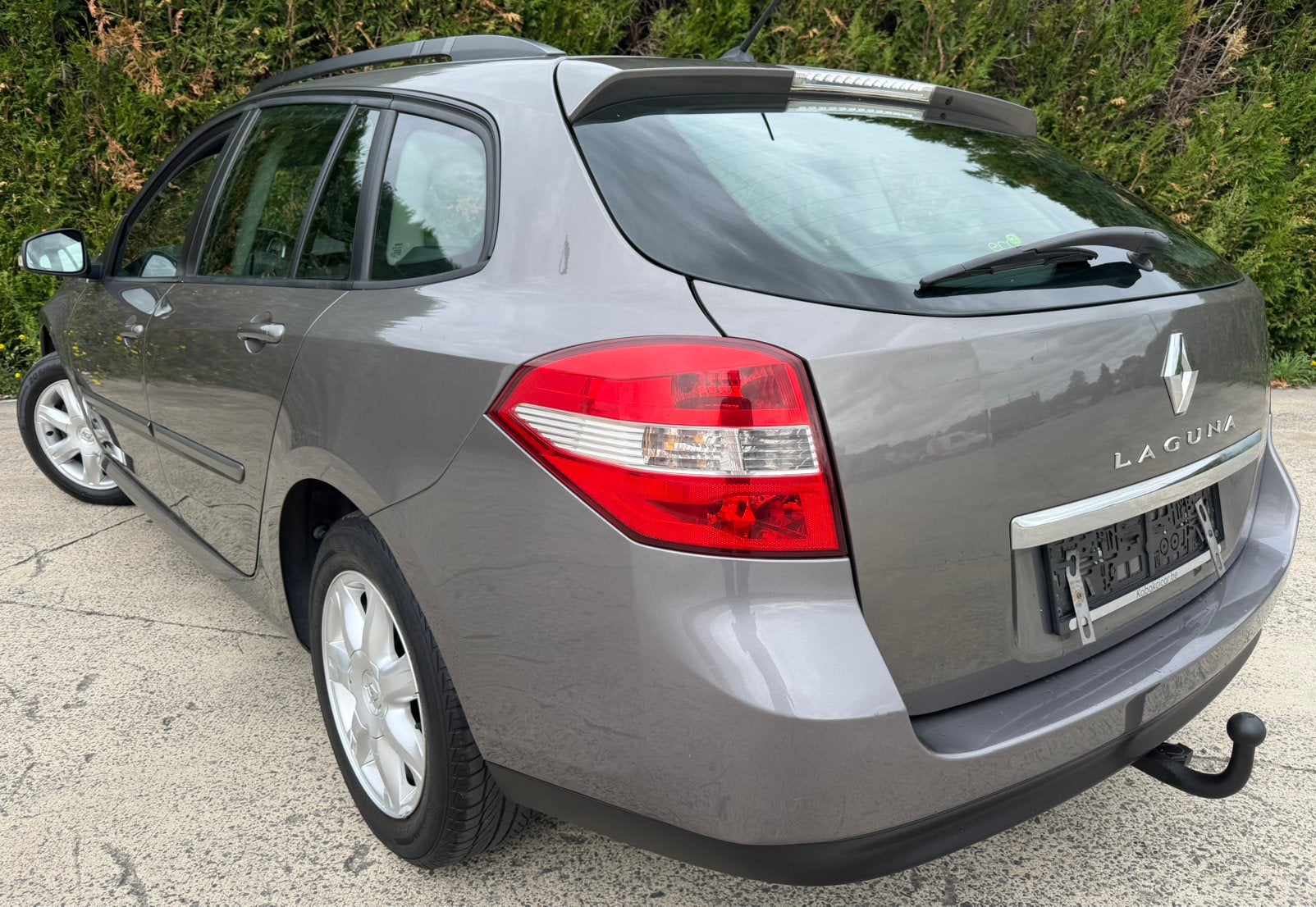 Renault Laguna 1.5 dci / Break / Attache remorque, Laguna, Achat, Entreprise, Boîte manuelle