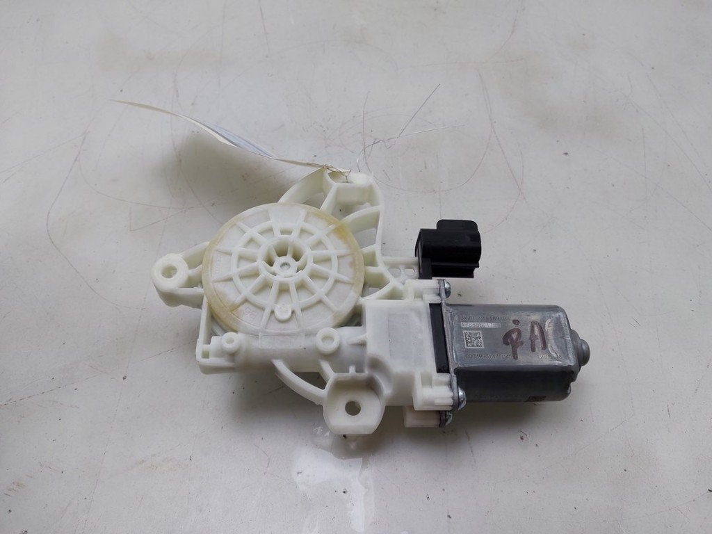 MOTEUR LEVE VITRE ELECTRIQUE Ford Focus 4 (01-2018/12-2025), Utilisé, Ford