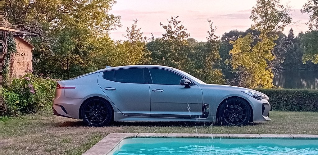 Kia Stinger Tribute 3.3 V6 - Édition limitée - 1 ou 1000, Autos, Kia, Cuir, Argent ou Gris, Achat, Euro 6