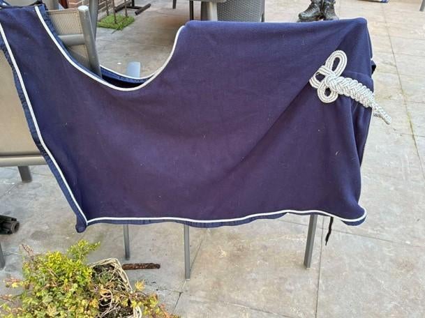 Horsegear uitrijdeken, Dieren en Toebehoren, Ophalen, Zo goed als nieuw, Blauw, Horsegear