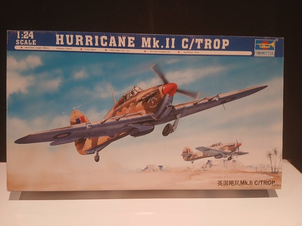 Trompettist (02416): Hawker Hurricane Mk.IIC/Trop om 1:24, Overige merken, Ophalen of Verzenden, Zo goed als nieuw, Groter dan 1:72