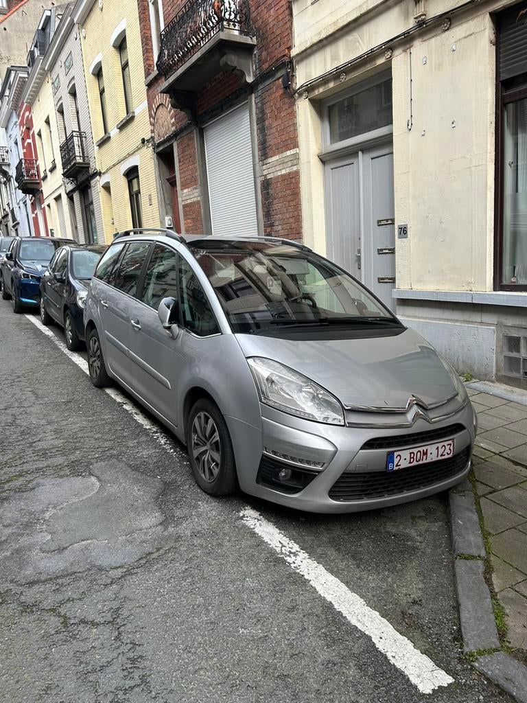 Citroën C4 Picasso 7pl 2011 Euro 5 - 1500€, Autos, Citroën, Particulier, C4, Bluetooth, Diesel, Euro 5, Boîte manuelle, Noir, Cuir