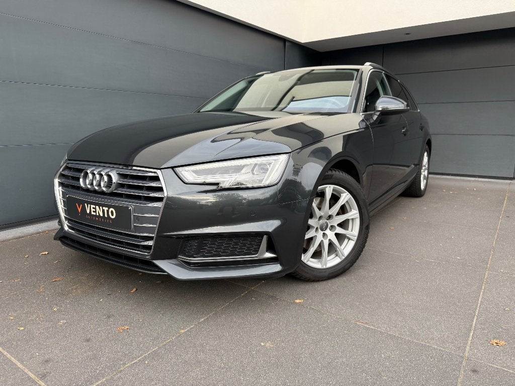 Audi A4 Avant 35 TFSI S tronic • Matrix LED • 67.888 km, Cuir, Argent ou Gris, Achat, Entreprise