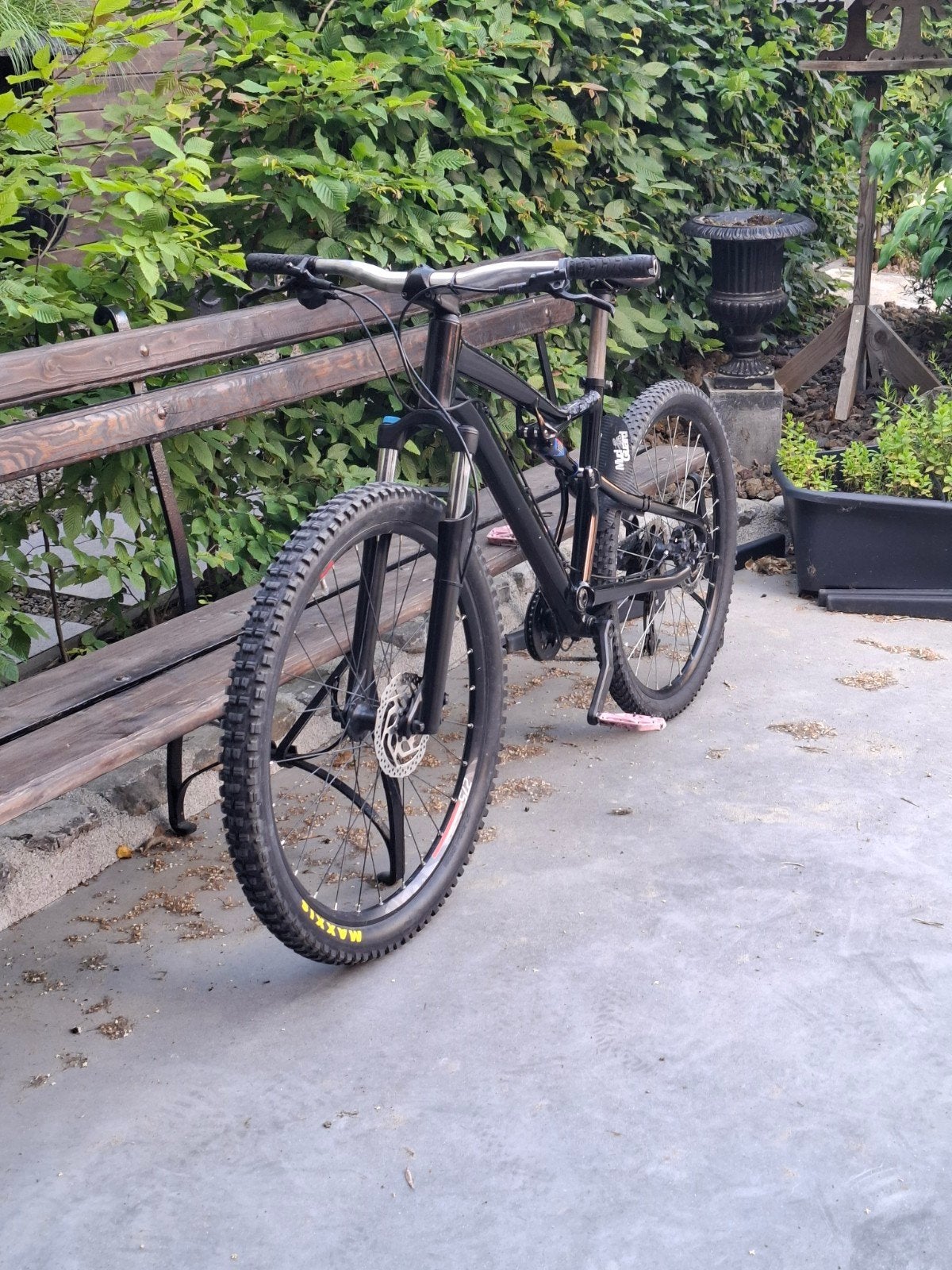 Full suspension mountainbike, Ophalen