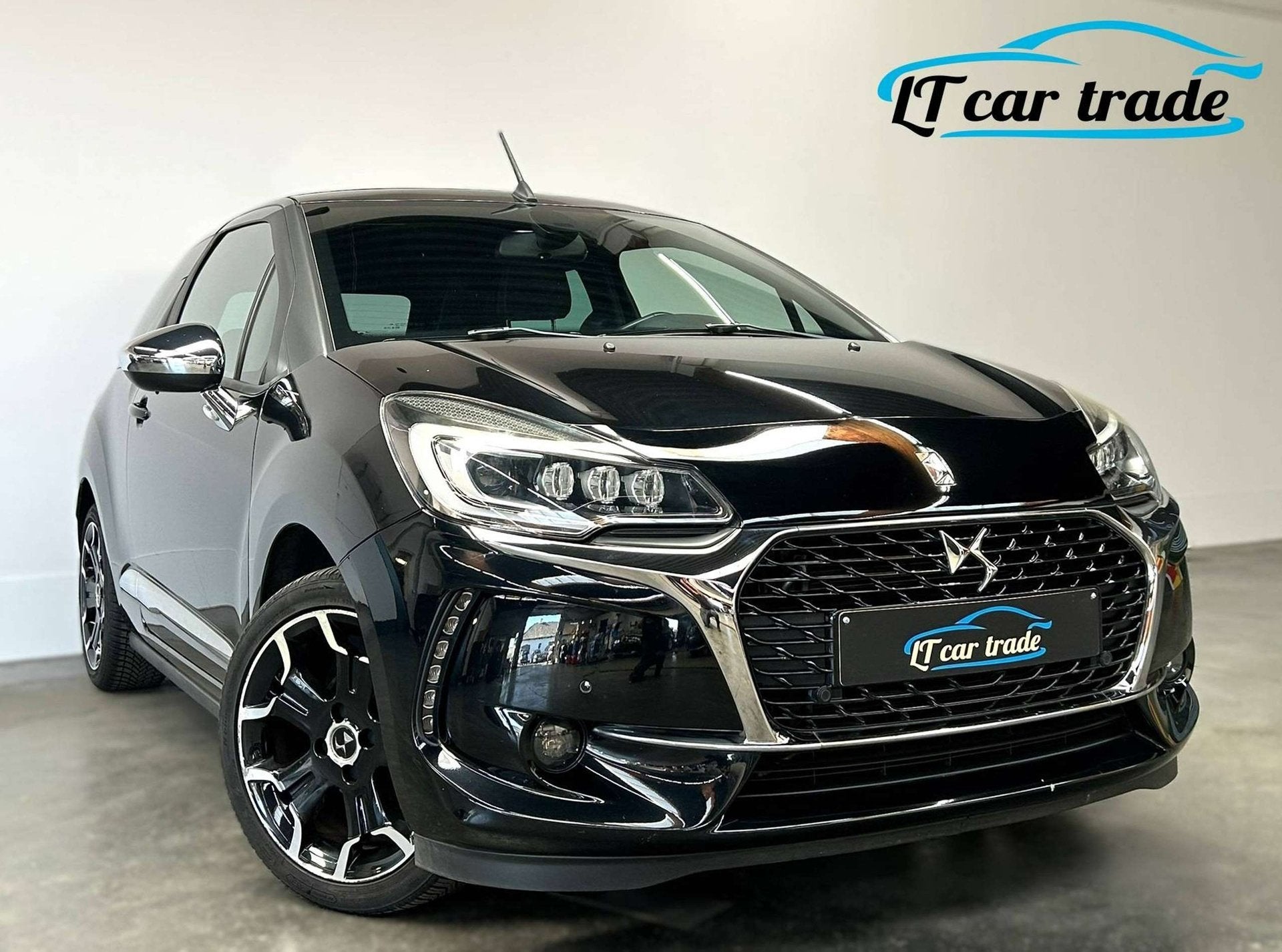 Ds Automobiles DS 3 Cabrio 1.2 PureTech So Chic S | Carplay, Auto's, Dealer onderhouden, Stof, Gebruikt, 1199 cc