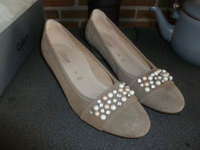 Nieuwe dames pump van Gabor, maat 38.5. hoogte hak is 4 cm, Gabor, Ophalen of Verzenden, Nieuw