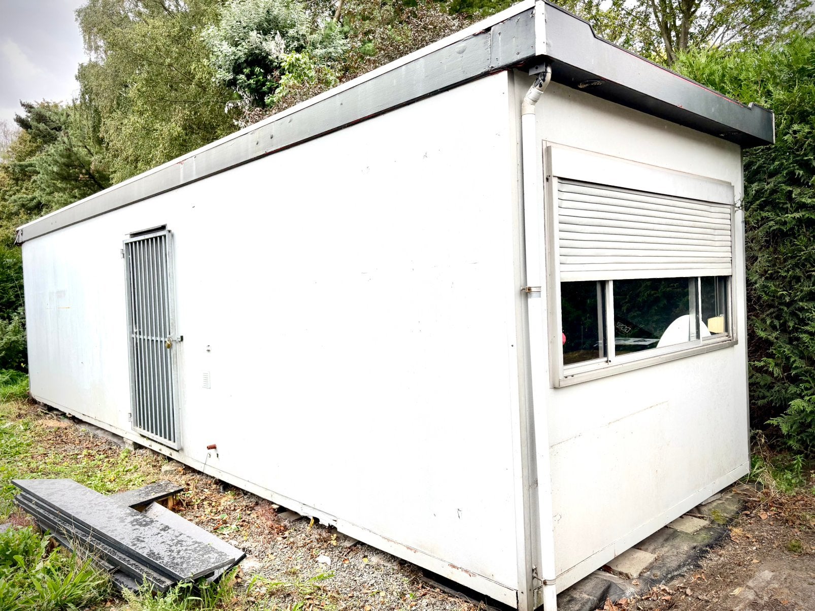 Bureel container, Doe-het-zelf en Bouw, Ophalen, Zo goed als nieuw