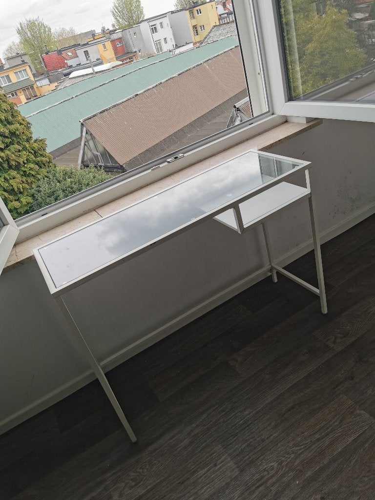 Glazen bureau of mach up tafel, Ophalen, Zo goed als nieuw