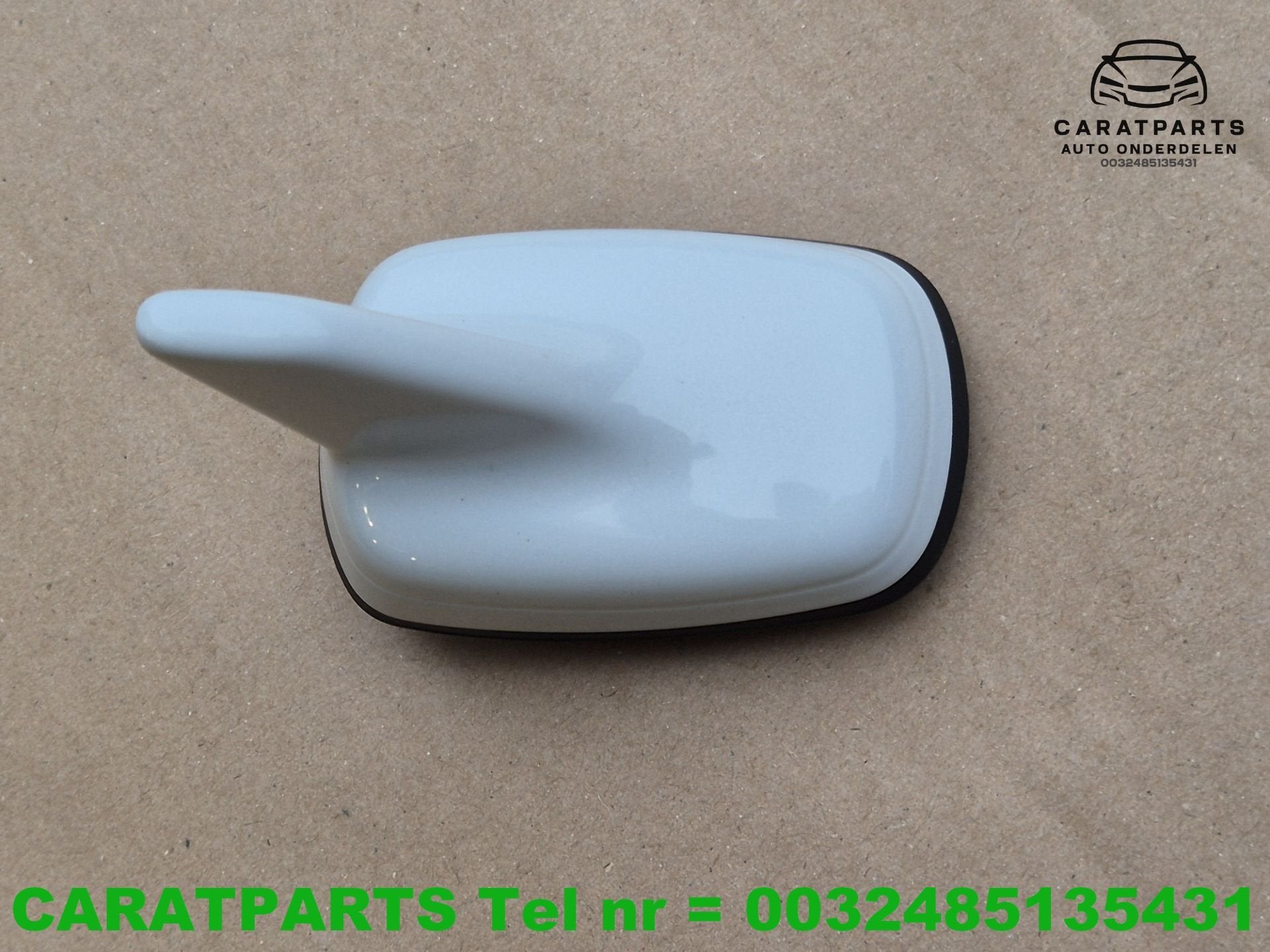 4G0035503E A4 A5 antenne RS4 RS5 A6 dakantenne A7 Q3 S4 RS6, Gebruikt, AUDI AG, Auto-Union-Strasse 1
85045  Ingolstadt, DE, Audi