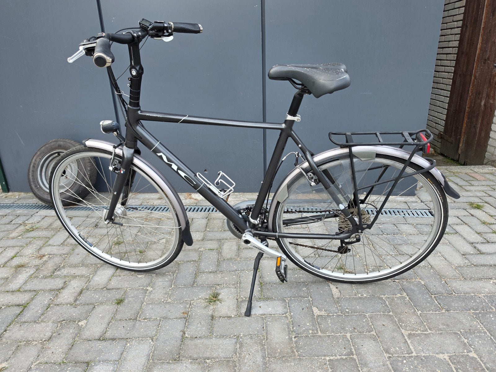 Deze lichtgewicht fiets is voorzien van versnellingen en is, Fietsen en Brommers, Ophalen