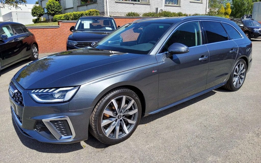 Audi A4 A4 Avant 35 TFSI S line S tronic (EU6AP)Mild Hybride, Auto's, Automaat, Gebruikt, 4 cilinders, 1984 cc