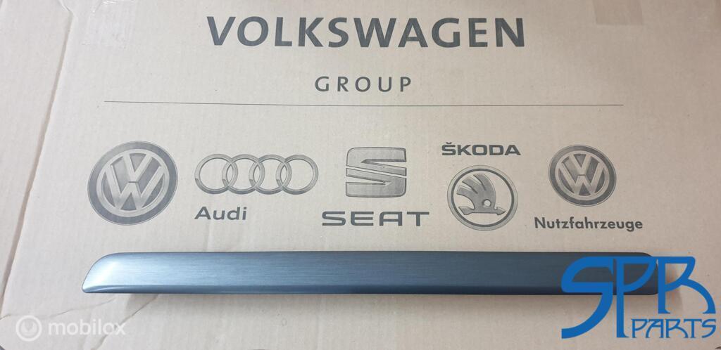 GOLF 7 SIERLIJST SIERSTRIP TRIM DASHBOARD D. grijs gestreept, Auto-onderdelen, Interieur en Bekleding, Gebruikt, Volkswagen, Ophalen of Verzenden