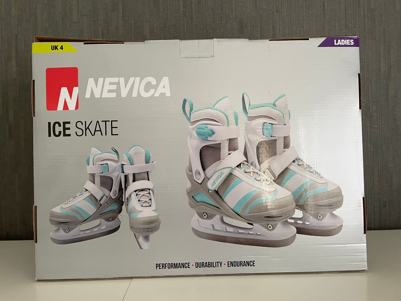 Patins glace Nevica fille / femme taille  37, Sports & Fitness, Autres marques, Enlèvement ou Envoi, Patinage artistique, Comme neuf