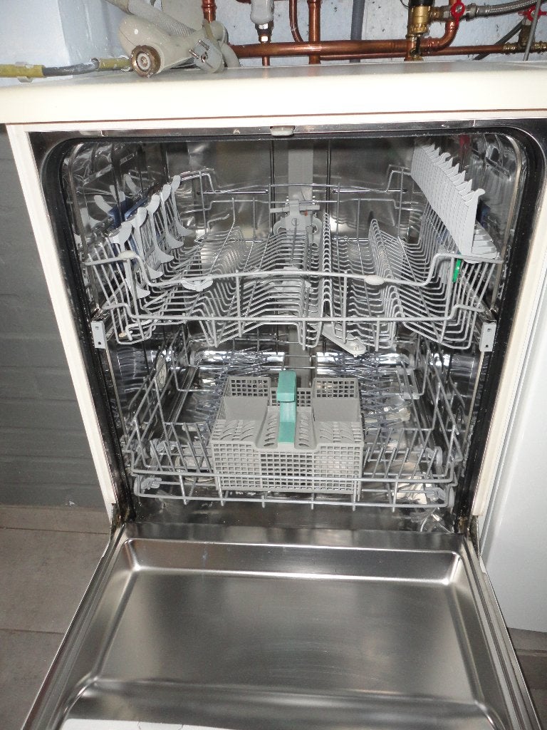 Vaatwasser te koop, Elektronische apparatuur, Ophalen, Minder dan 85 cm, Tussenbouw, Zo goed als nieuw