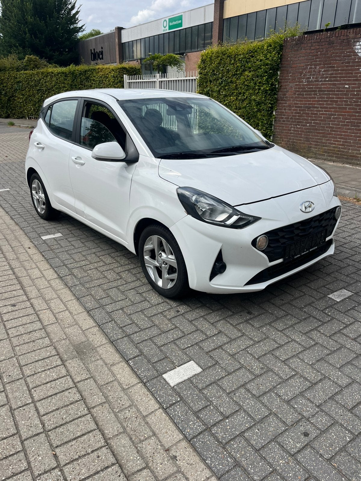 Hyundai i10, Auto's, Automaat, Stof, Wit, 5 deurs
