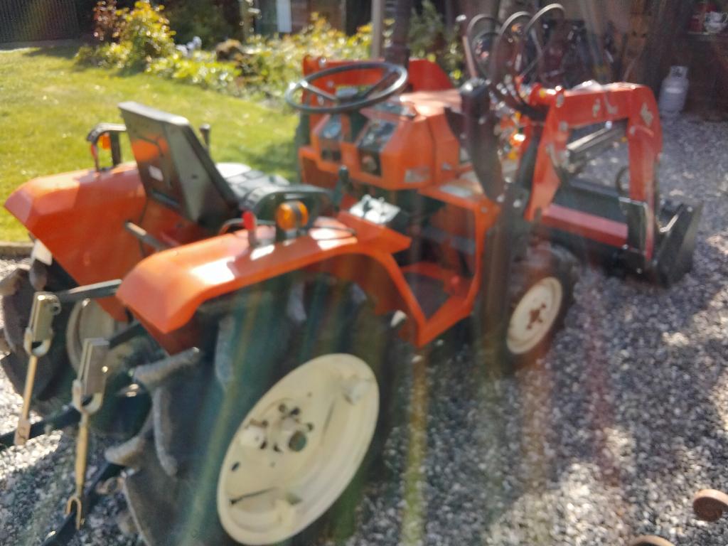Kubota b1502, Zakelijke goederen, Landbouw | Tractoren, Ophalen, Gebruikt, Tot 80 Pk, Tot 2500