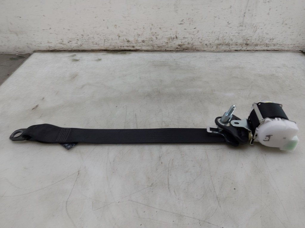 CEINTURE DE SECURITE ARRIERE GAUCHE Toyota RAV4 (A4), Kundenbetreuung@toyota.de, Toyota, Utilisé, Toyota-Allee 2
50858  Köln, DE