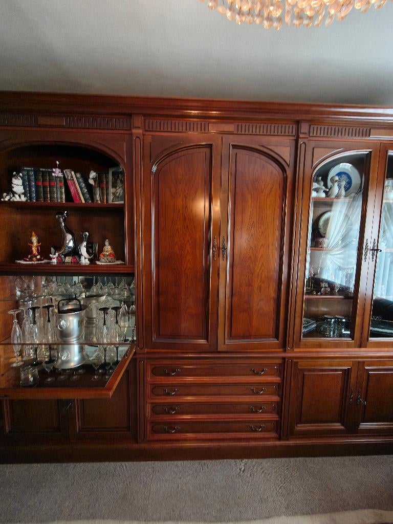 Armoire murale en merisier+table ronde assortie et 4 chaises, Maison & Meubles, Avec tiroir(s), 25 à 50 cm, 200 à 250 cm, Cerisier