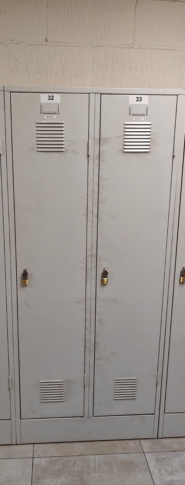 Lockerkast, Ophalen