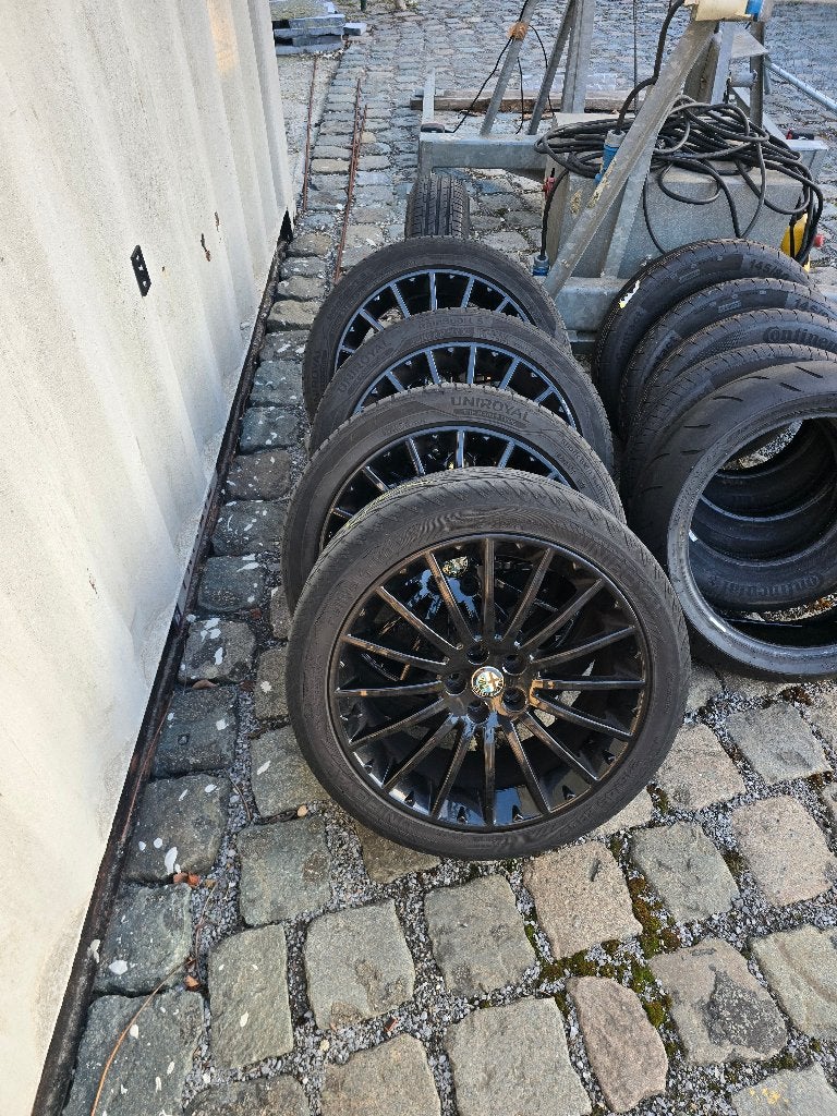 Jantes 17 pouces Alfa GT, Autos : Pièces & Accessoires, Pneus & Jantes, 215 mm, Véhicule de tourisme, Pneus été, 17 pouces