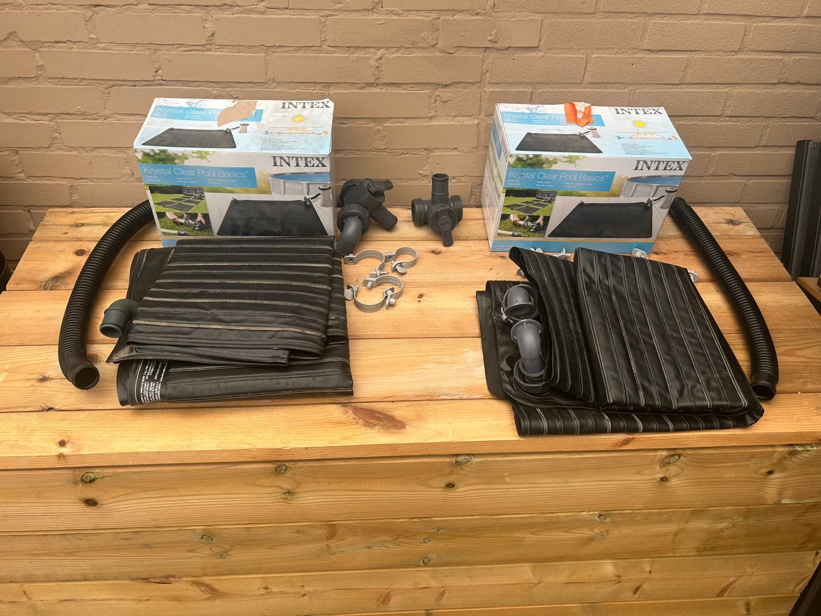 2x Intex Solarmat, Ophalen, Zo goed als nieuw