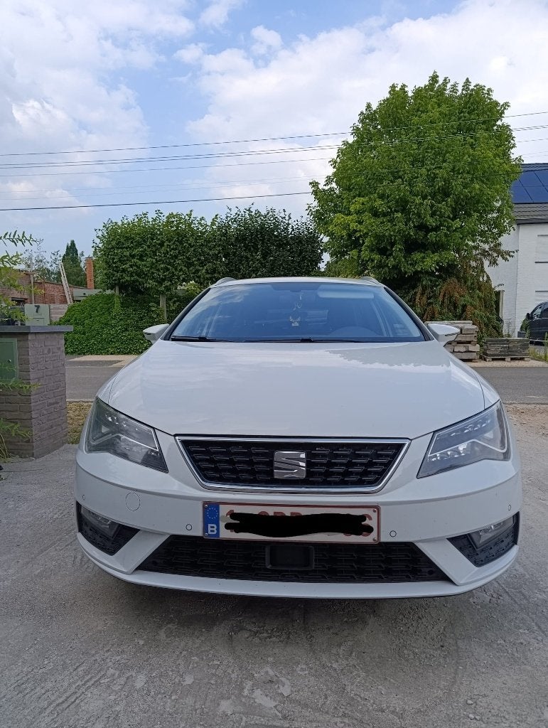 Seat leon st 1.2, Autos, Seat, Achat, Euro 6, Entretenue par le concessionnaire, Noir